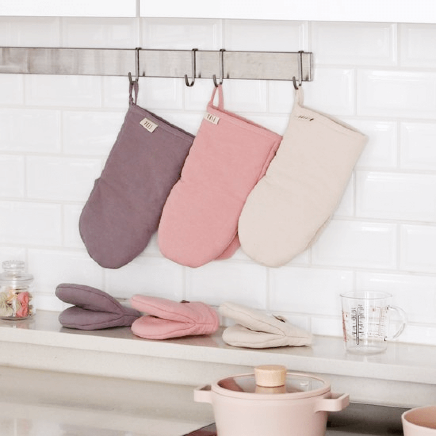 Get Neoflam FIKA Cotton 100% Oven Mitts - Pink Delivered